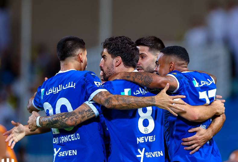 الهلال يبدأ مفاوضات التجديد لنجمه