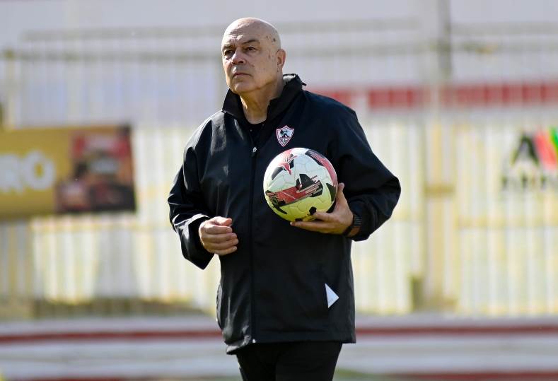 جروس يستقر على ملف الراحلين عن الزمالك عقب مواجهة أبو قير للأسمدة