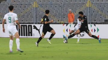 التعادل السلبي يسيطر على مباراة الزمالك والمصري في الكونفدرالية