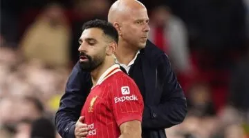 سلوت: محمد صلاح لا يُغادر الملعب لأنه “محظوظ”.. ويدافع عن لاعب ليفربول – صحيفة الخبر