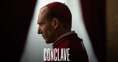 هل يتمكن Conclave من الفوز بـ جائزة أفضل فيلم درامى بـ جولدن جلوب؟